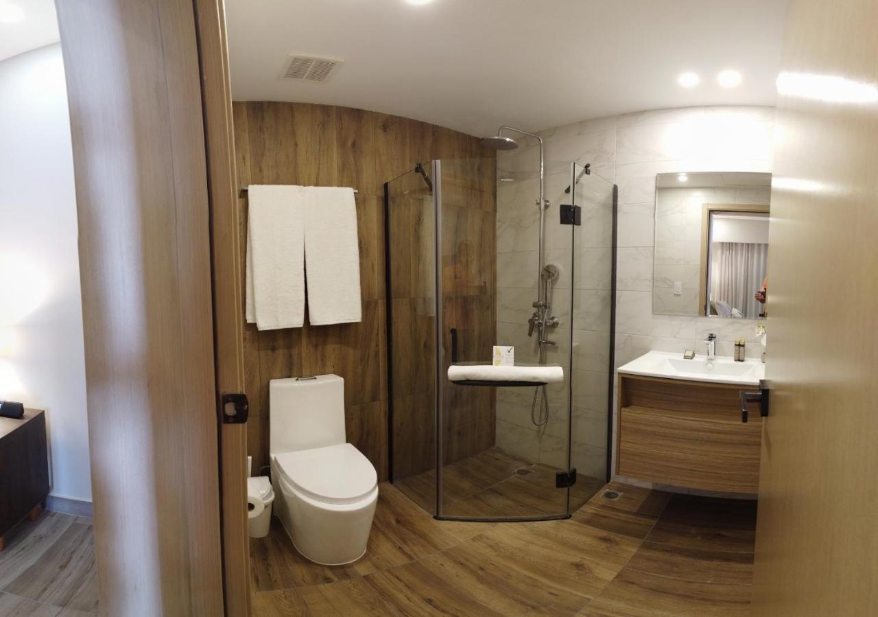 Regatta Living Hotel By Mint Santo Domingo Bagian luar foto