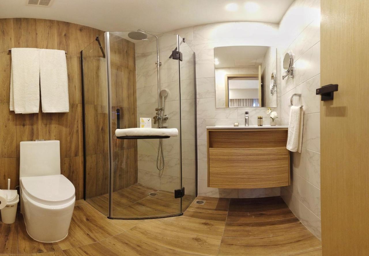 Regatta Living Hotel By Mint Santo Domingo Bagian luar foto